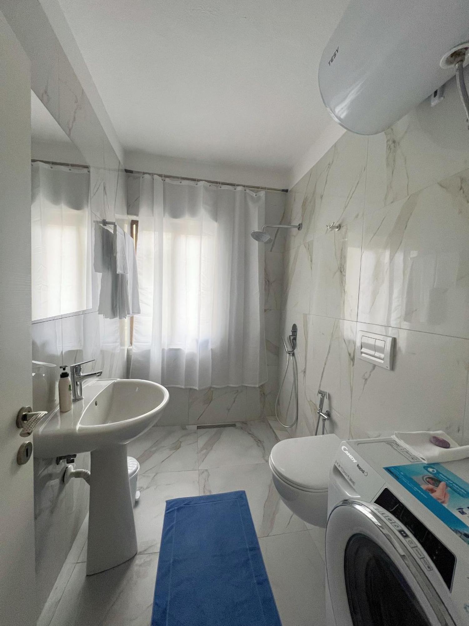 Central City Apartment Tirana Appartement *